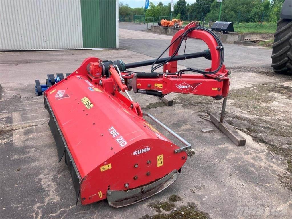 Kuhn TBE 210 モアー