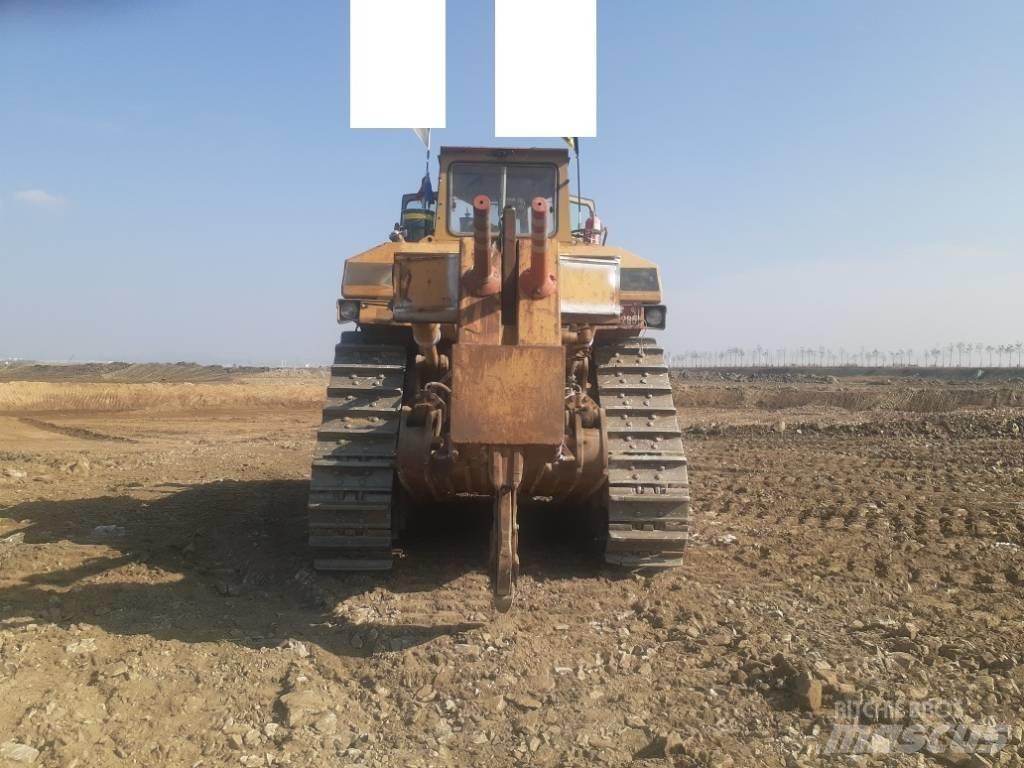 CAT D 9 N ブルドーザー