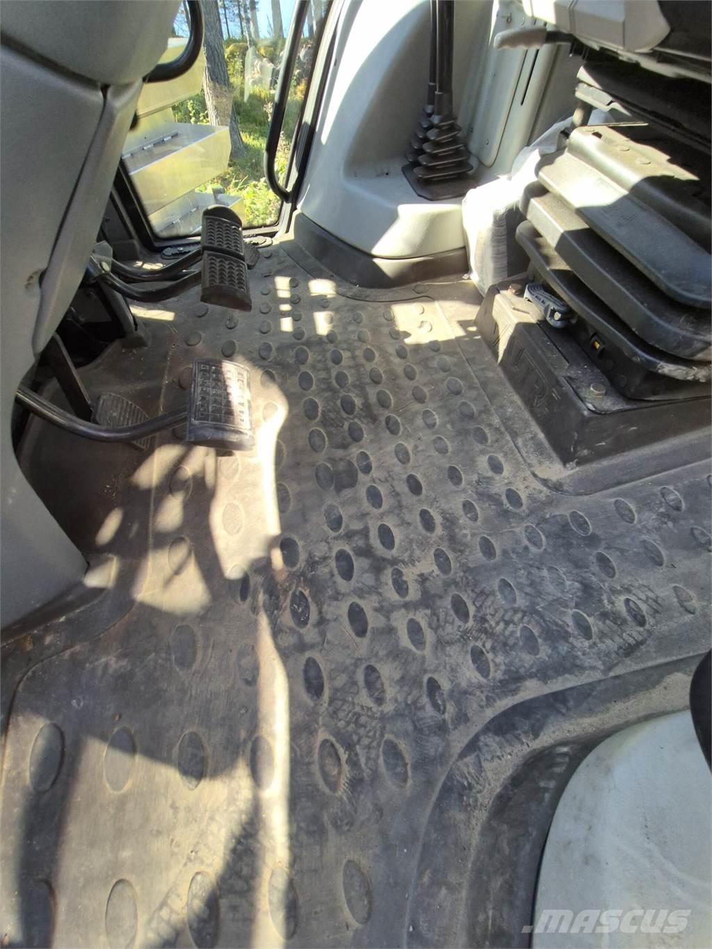 Valtra N91 トラクター