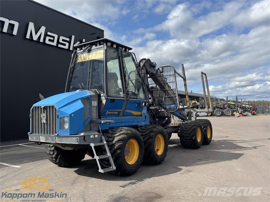 Rottne F11D フォワーダー