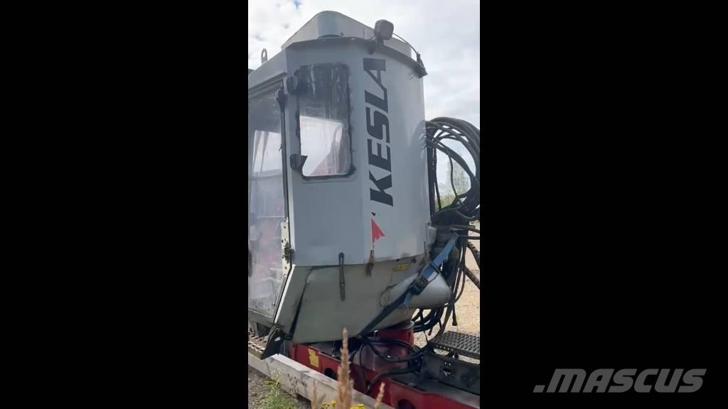 Kesla 2110T 木材積込用クレーン