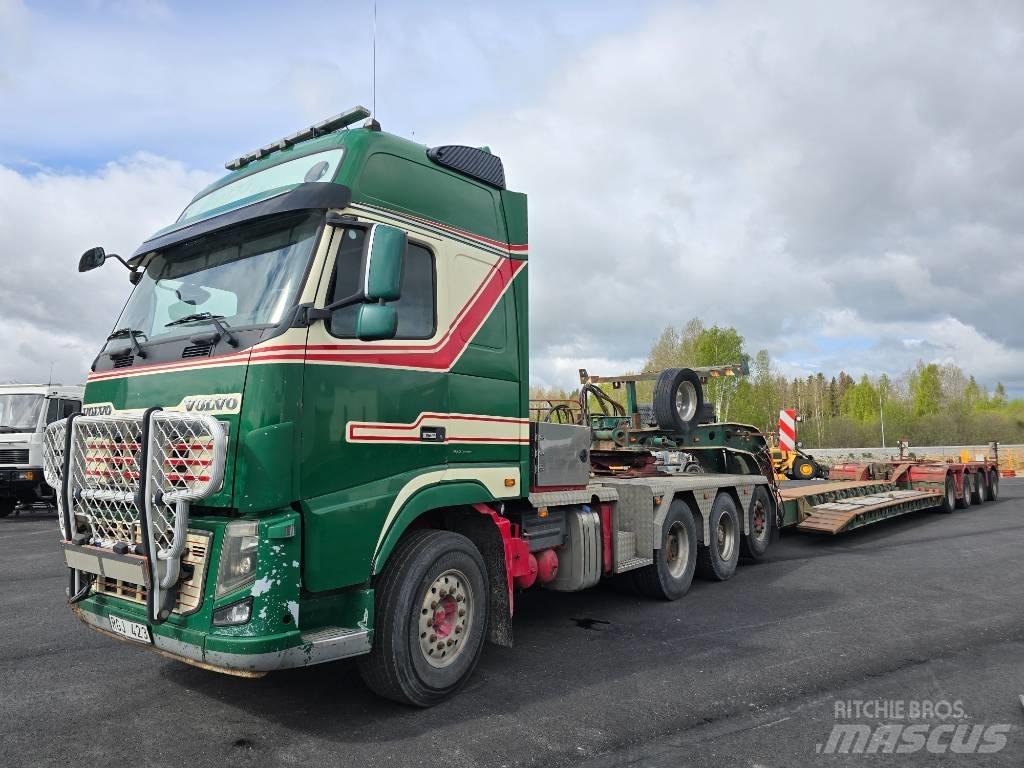 Volvo FH 16 700 8x4 中古トラクターヘッド | トレーラーヘッド