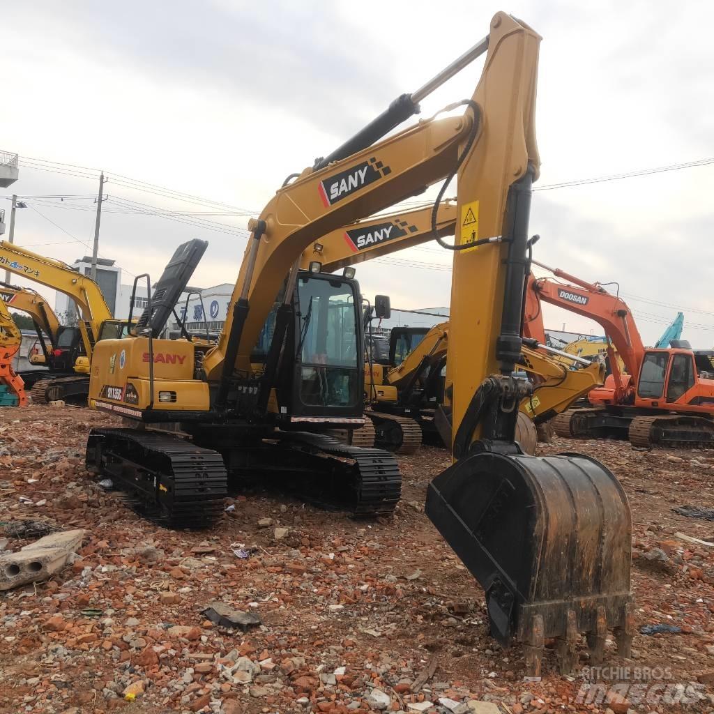 Sany SY 135 C 大型油圧ショベル12t以上（パワーショベル・ユンボ）