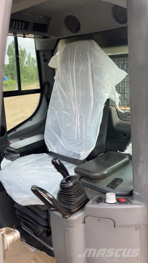 Liebherr LR 636 クローラーローダー