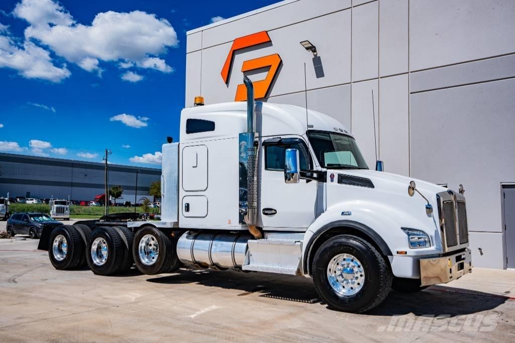 Kenworth T 880 中古トラクターヘッド | トレーラーヘッド