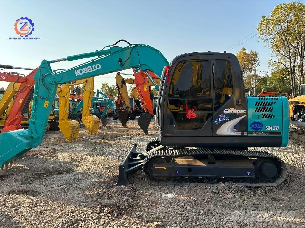 Kobelco SK 75 中型油圧ショベル 7ｔ-12ｔ（ユンボ・パワーショベル・バックホー）