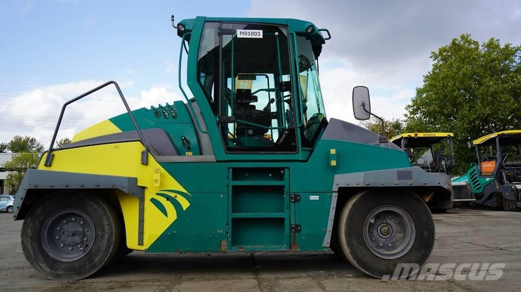 Hamm GRW 280-16 タイヤローラ