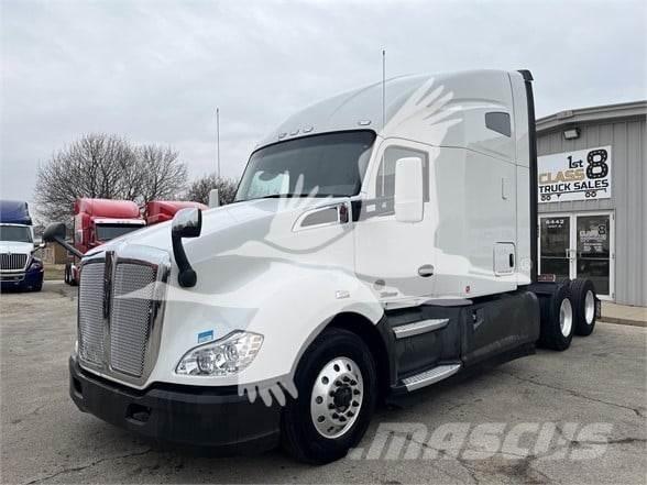 Kenworth T680 中古トラクターヘッド | トレーラーヘッド