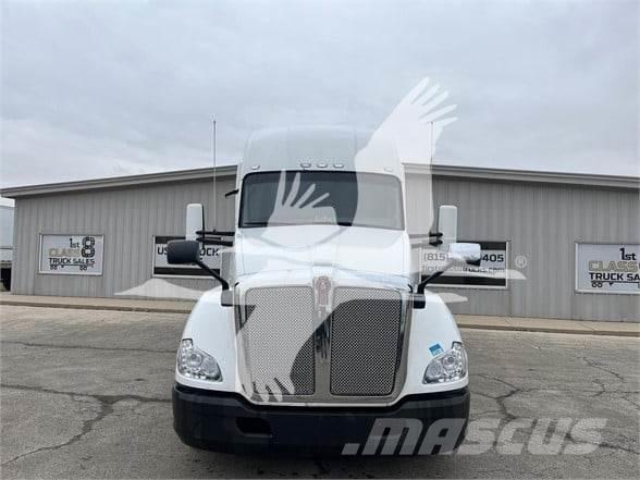 Kenworth T680 中古トラクターヘッド | トレーラーヘッド