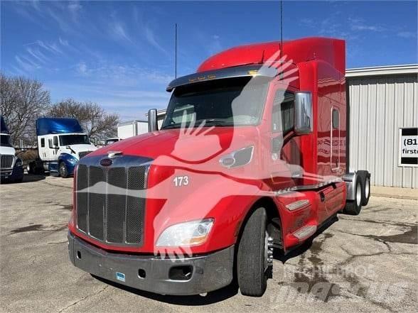 Peterbilt 579 中古トラクターヘッド | トレーラーヘッド