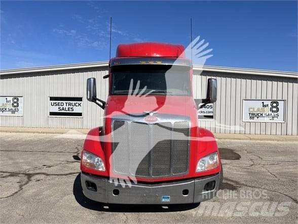 Peterbilt 579 中古トラクターヘッド | トレーラーヘッド