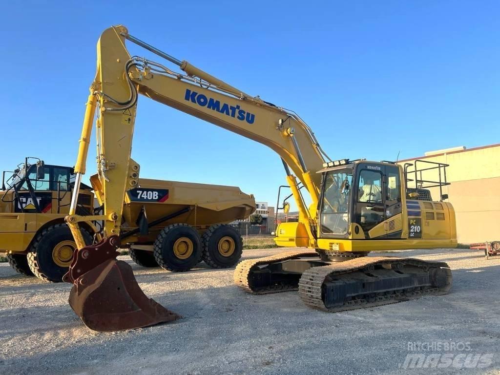 Komatsu PC 210 LC 大型油圧ショベル12t以上（パワーショベル・ユンボ）