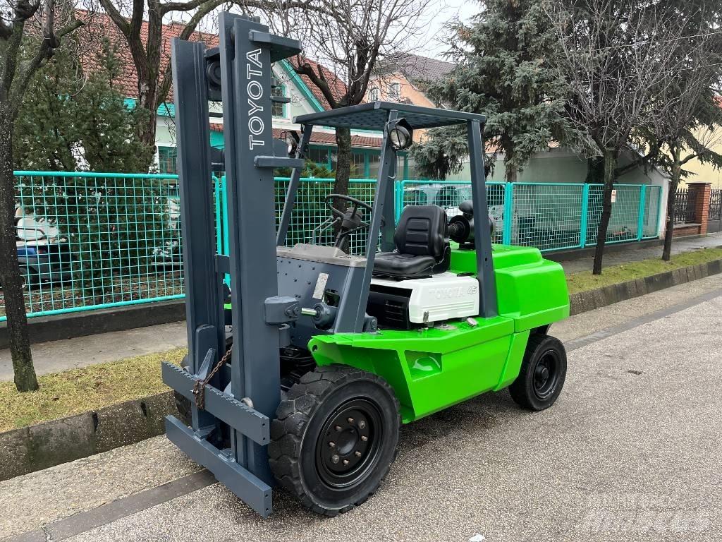 Toyota 3FG45 V-3446 LPGフォークリフト