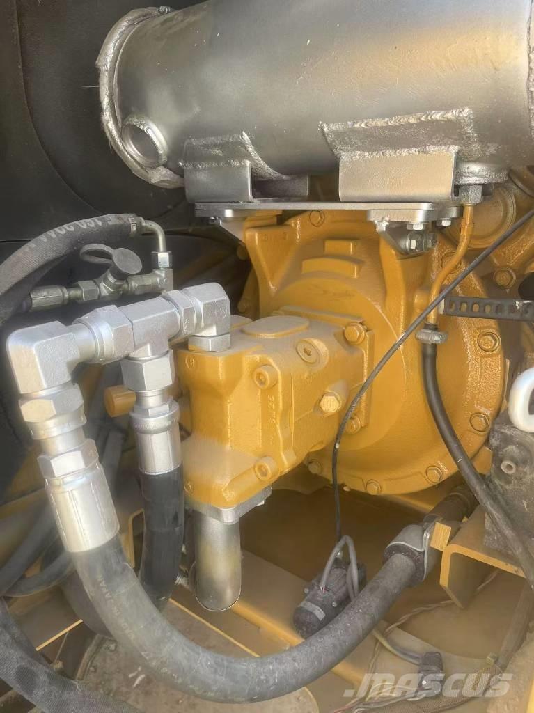 CAT 308 E2 大型油圧ショベル12t以上（パワーショベル・ユンボ）