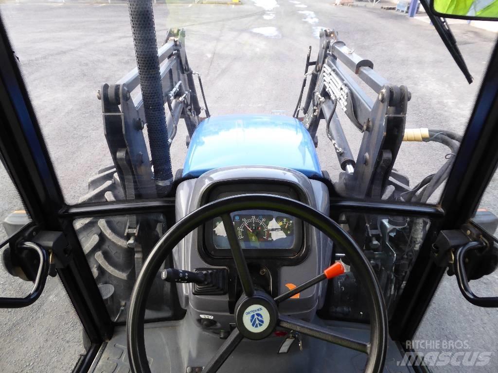 New Holland TD 90 D トラクター
