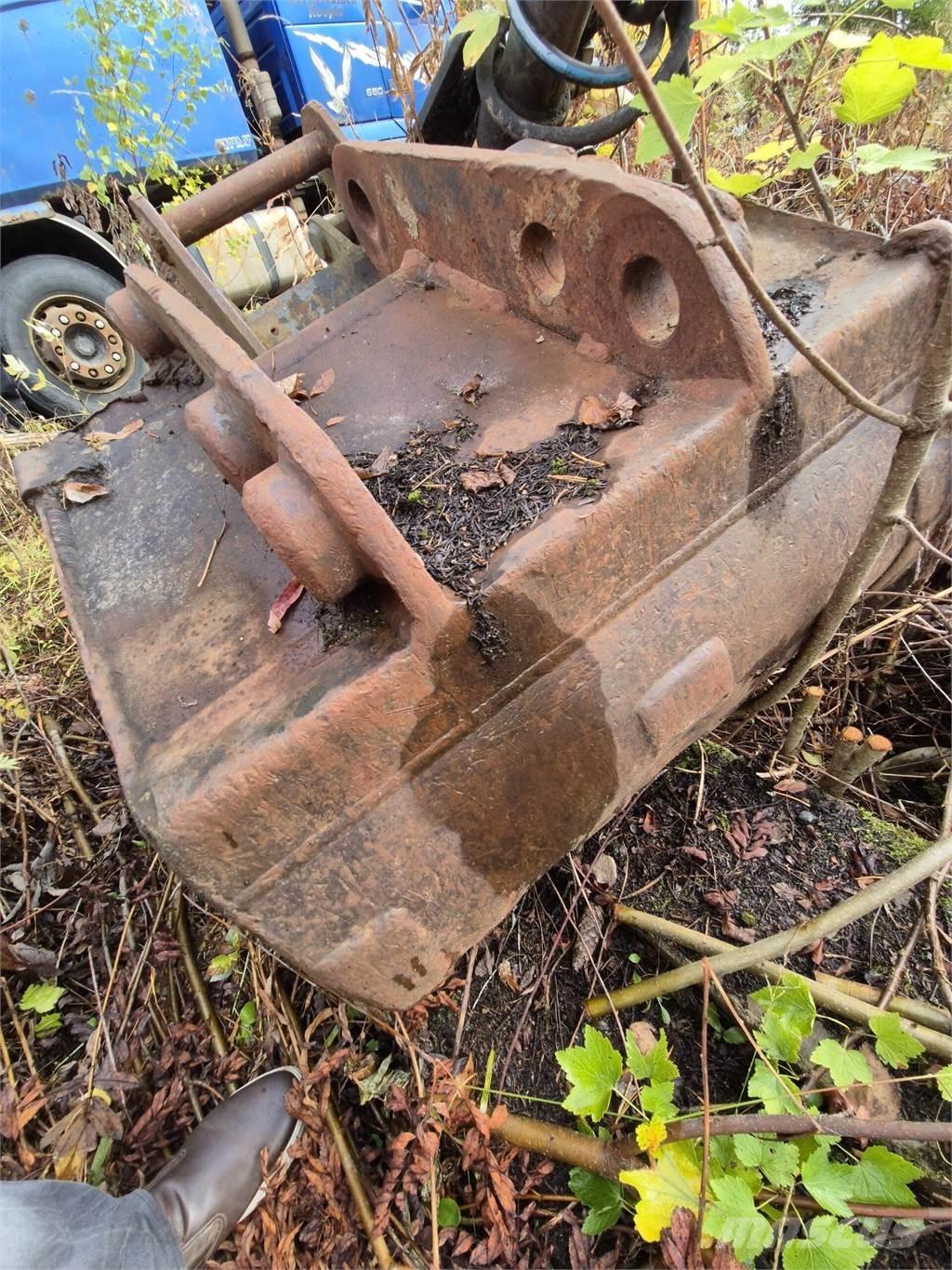  Kuokkakauha 700mm バケット