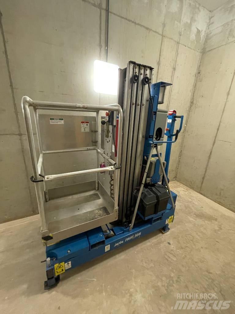 Genie IWP 20 S 垂直昇降型リフト