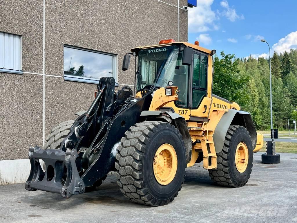Volvo L 120 F ホイールローダー・タイヤショベル