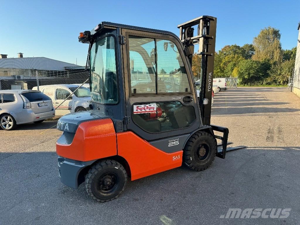 Toyota 02-8FDF25 ディーゼル・軽油