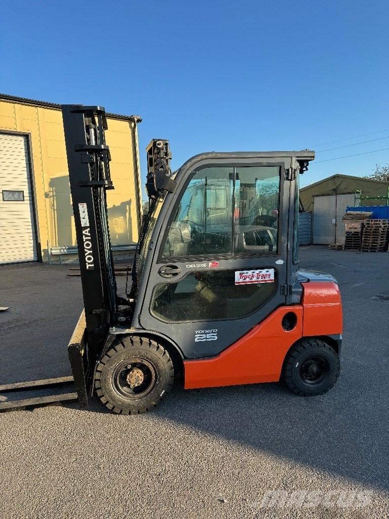 Toyota 02-8FDF25 ディーゼル・軽油