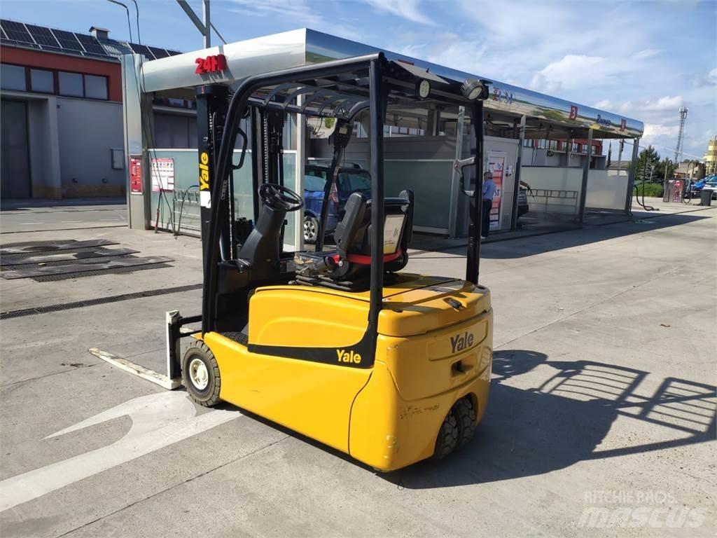 Yale ERP16 VT バッテリーフォークリフト