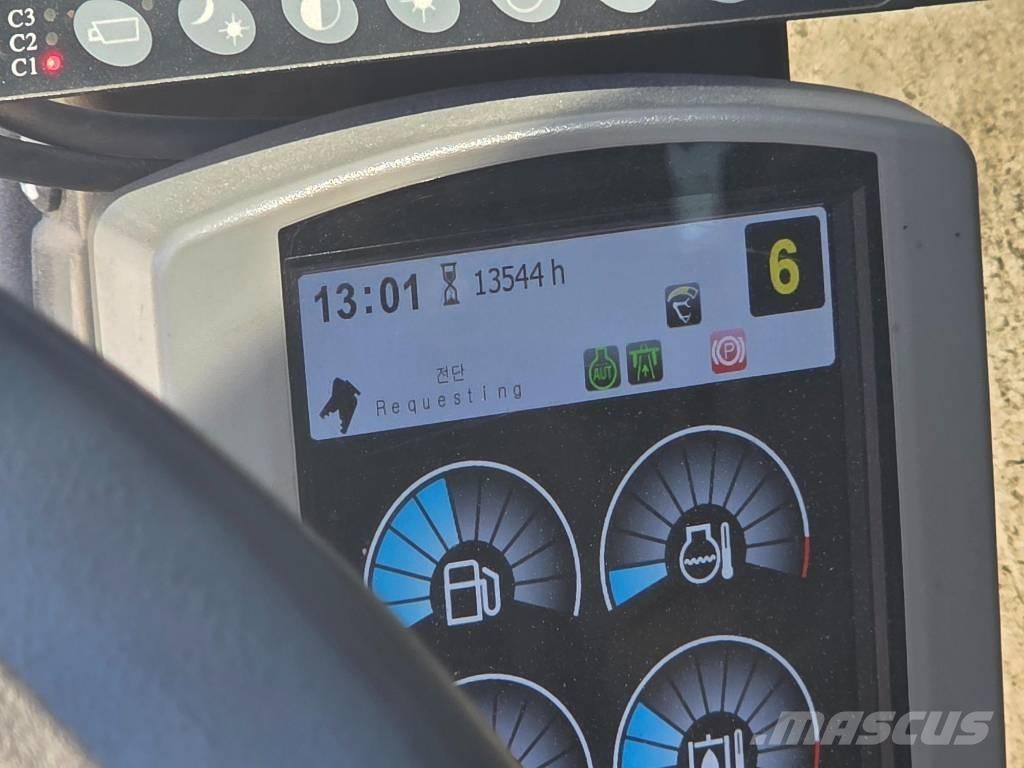 CAT 314F ホイール式油圧ショベル（パワーショベル・ユンボ・バックホー）