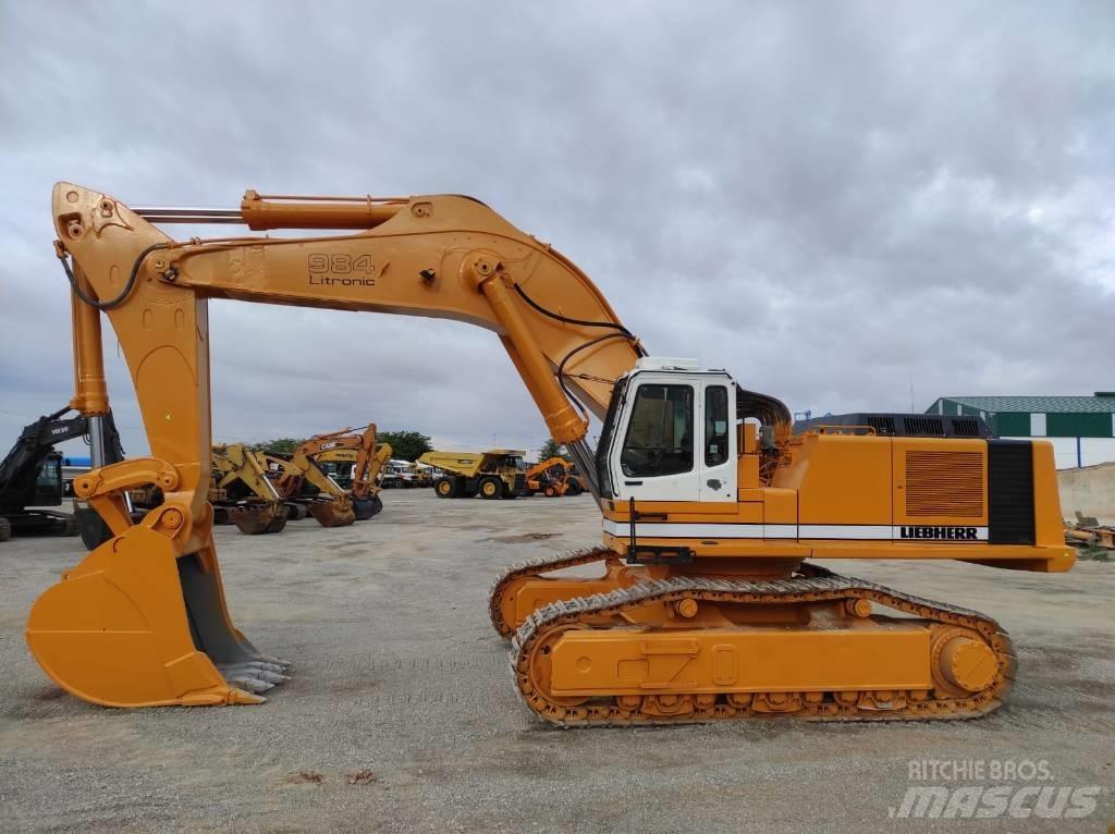 Liebherr R 984 B 大型油圧ショベル12t以上（パワーショベル・ユンボ）