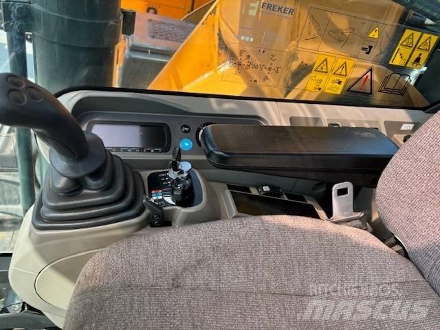CASE CX 350 B 大型油圧ショベル12t以上（パワーショベル・ユンボ）