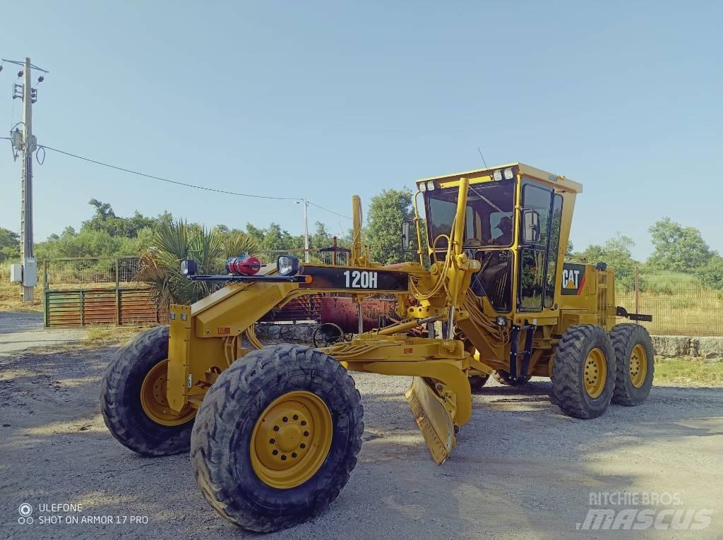 CAT 120 H モーターグレーダー