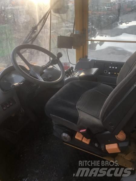 Volvo L 110 E ホイールローダー・タイヤショベル