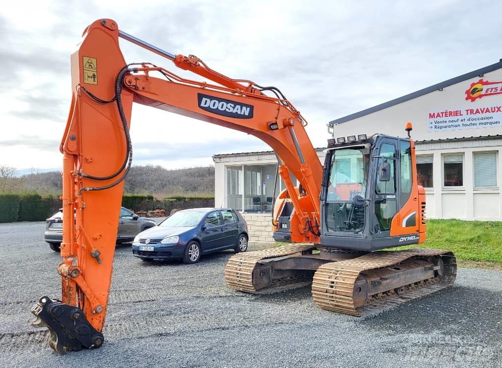 Doosan DX 140 LCR-3 大型油圧ショベル12t以上（パワーショベル・ユンボ）