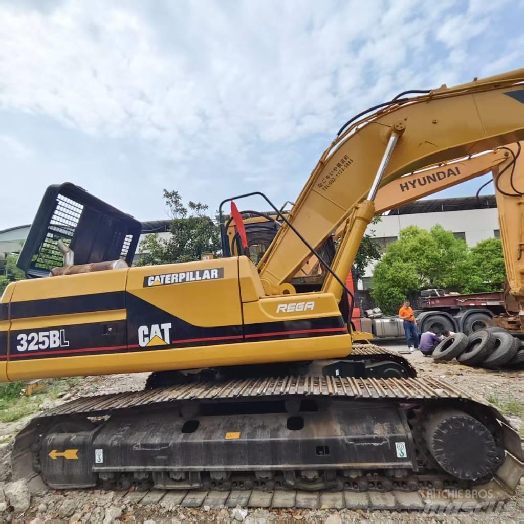CAT 325 B L 大型油圧ショベル12t以上（パワーショベル・ユンボ）