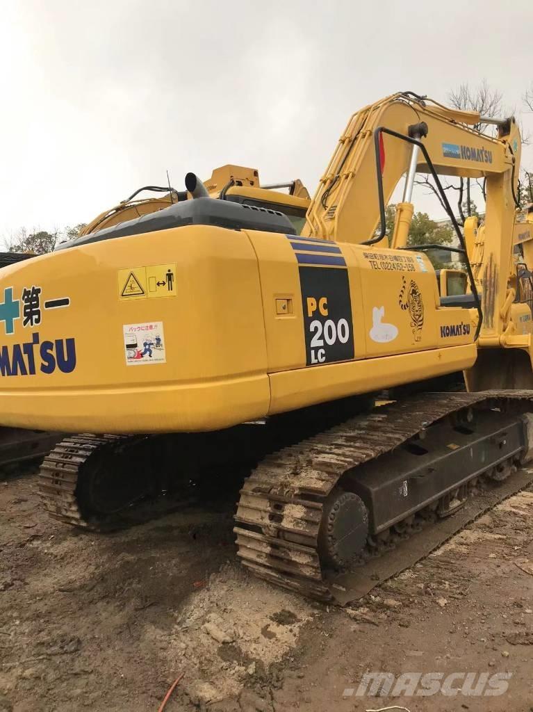 Komatsu pc200-7 大型油圧ショベル12t以上（パワーショベル・ユンボ）