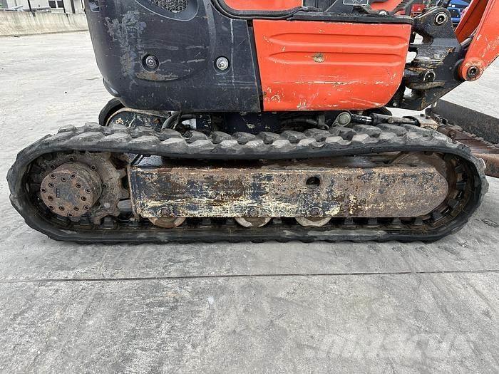 Kubota U10-3 大型油圧ショベル12t以上（パワーショベル・ユンボ）