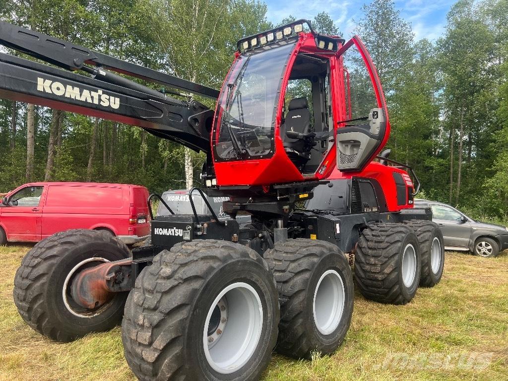 Komatsu 931 XC ハーベスター