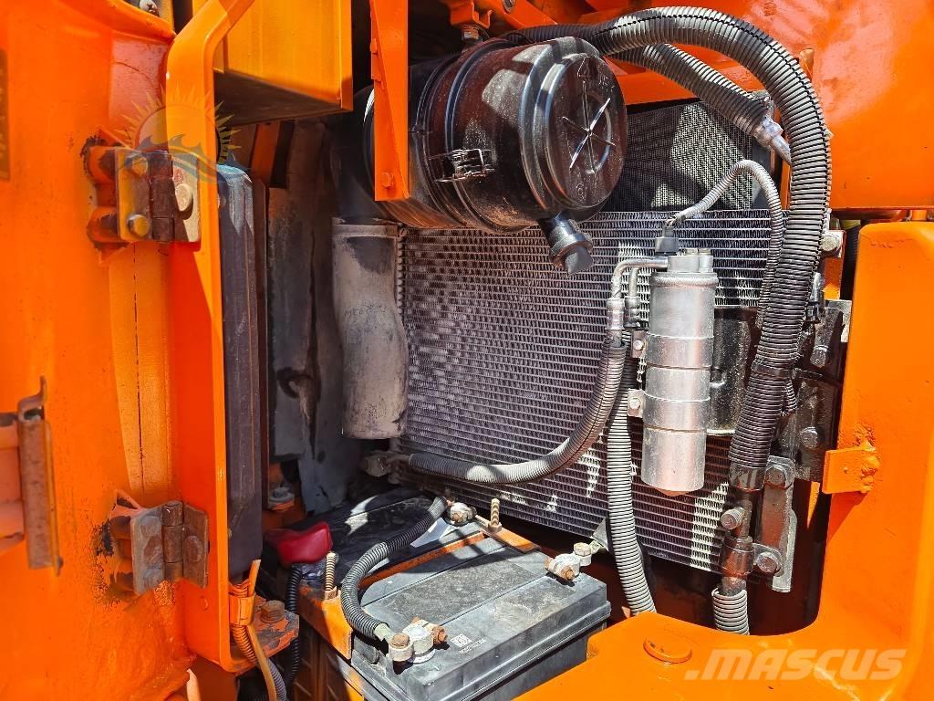 Hitachi ZX 75 中型油圧ショベル 7ｔ-12ｔ（ユンボ・パワーショベル・バックホー）