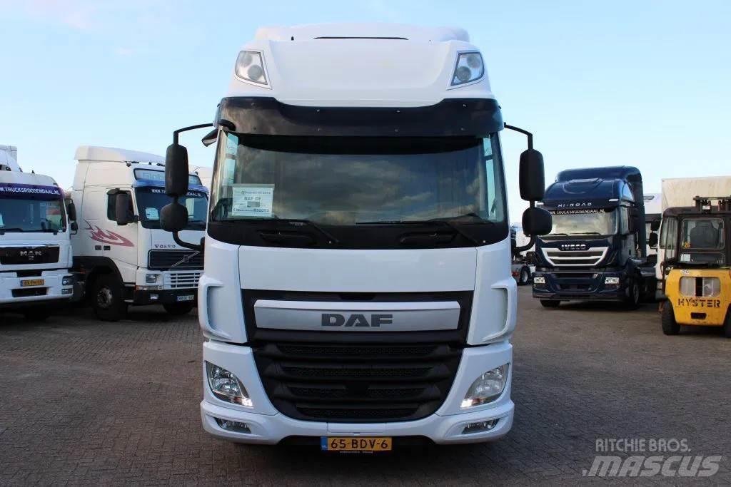 DAF CF 440 + EURO 6 中古トラクターヘッド | トレーラーヘッド