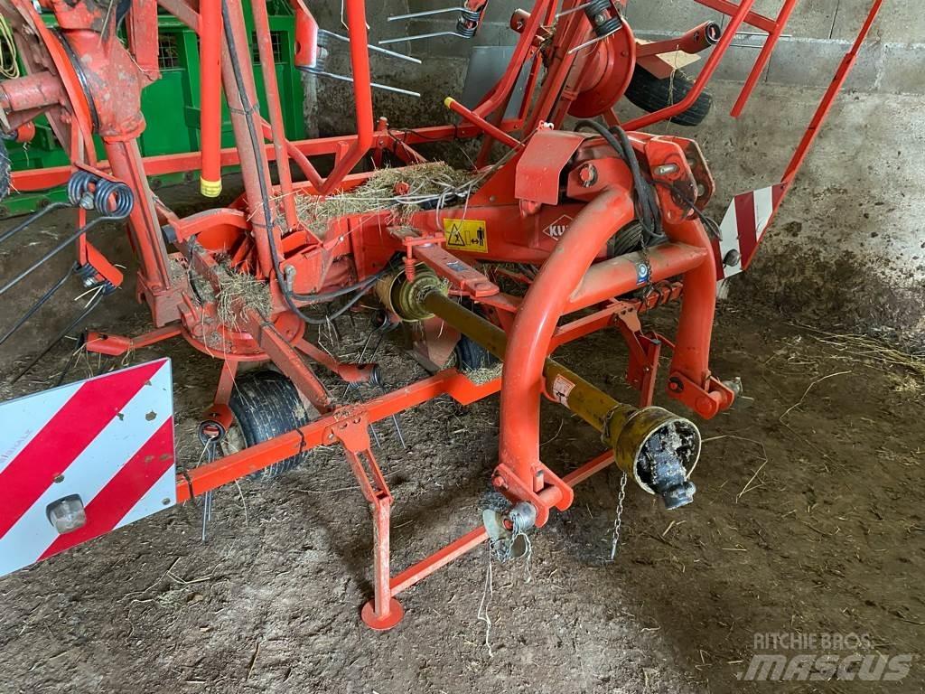 Kuhn GF 7601 MHO テッダー・テッダーレーキ