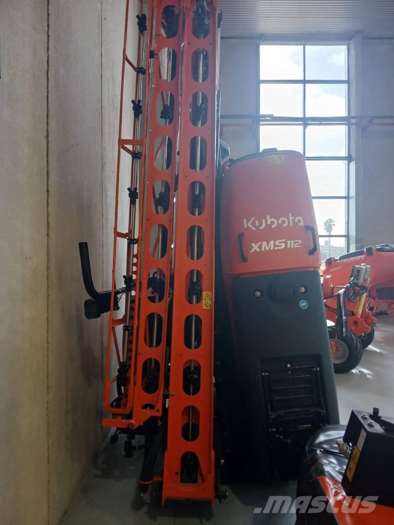 Kubota XMS112 マウント型噴霧器