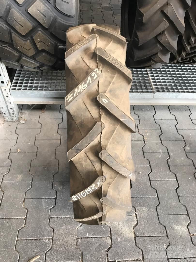 Pirelli 7.50-18 タイヤ、ホイル、リム