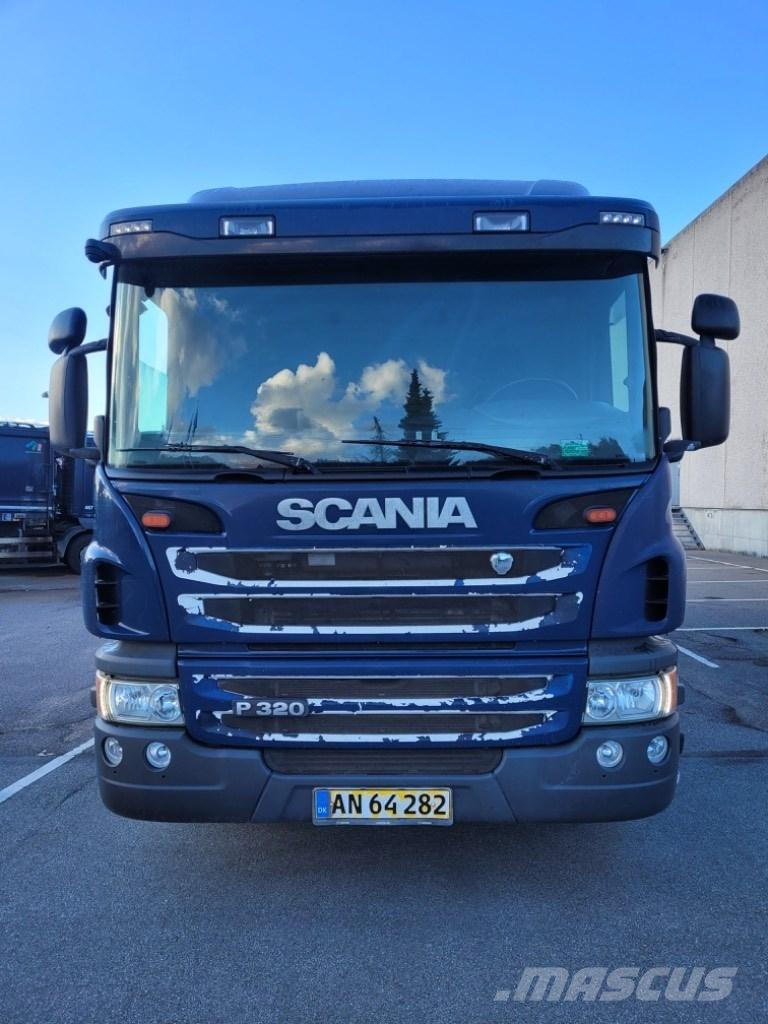 Scania P 320 塵芥車、パッカー車