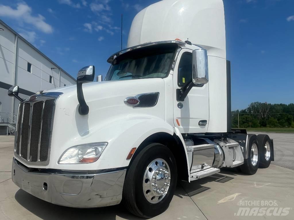 Peterbilt 579 中古トラクターヘッド | トレーラーヘッド
