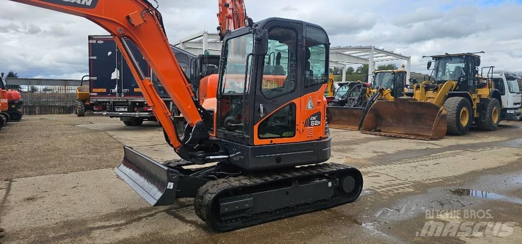 Doosan DX 62 R-3 ミニ油圧ショベル 7t以下（ミニユンボ・ミニディガー）