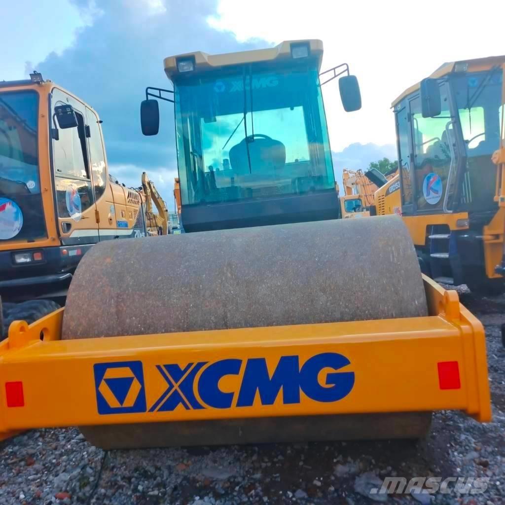 XCMG XS 183 J 振動ローラ