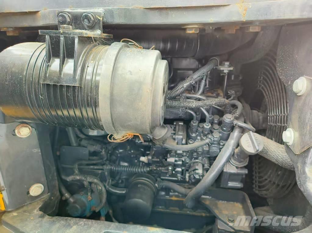 Komatsu PC 40 MR ミニ油圧ショベル 7t以下（ミニユンボ・ミニディガー）