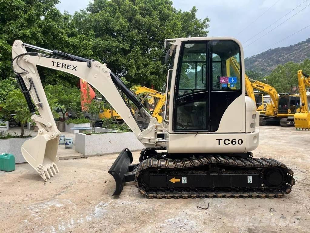 Terex TC 60 ミニ油圧ショベル 7t以下（ミニユンボ・ミニディガー）