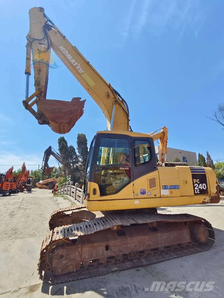 Komatsu pc240lc-7 大型油圧ショベル12t以上（パワーショベル・ユンボ）