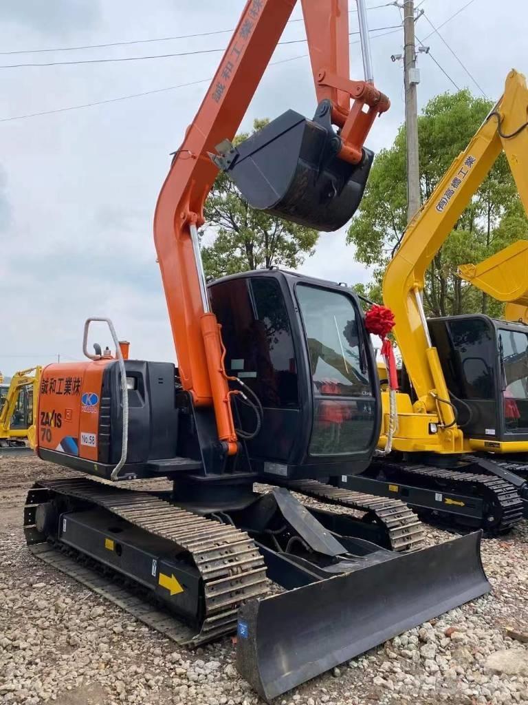 Hitachi zaxis70 大型油圧ショベル12t以上（パワーショベル・ユンボ）