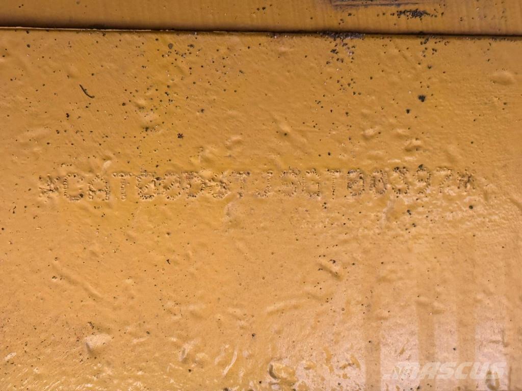 CAT D6T LGP ブルドーザー