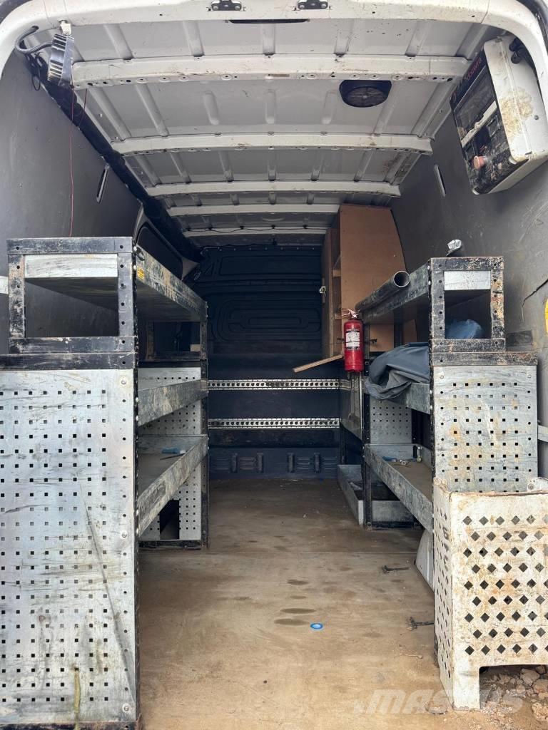 Mercedes-Benz 314 パネルバン